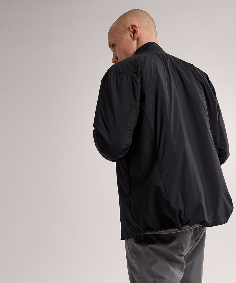 Arc_teryxAtomJacketBlack-DetailFive