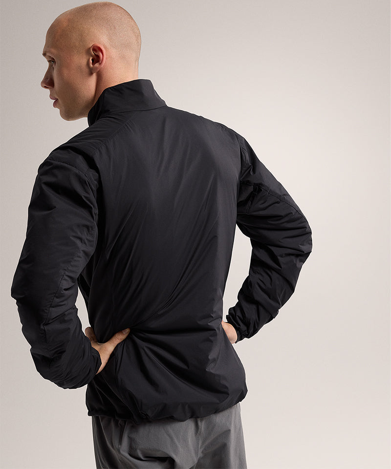 Arc_teryxAtomJacketBlack-DetailThree