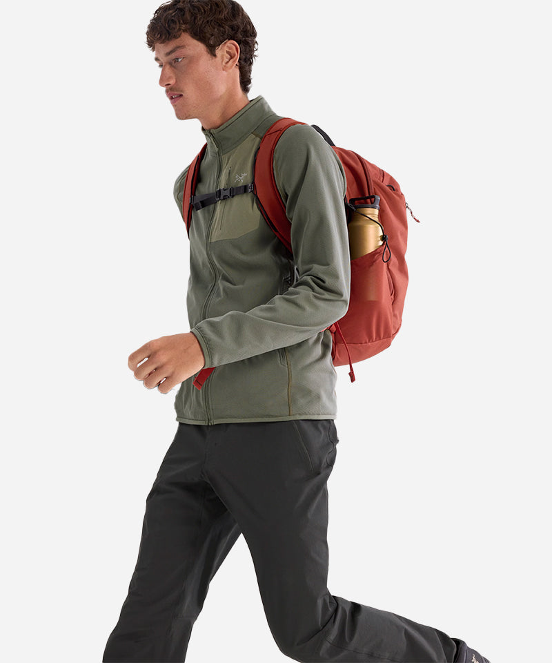 Arc_teryxDeltaJacketForage-ModelSide