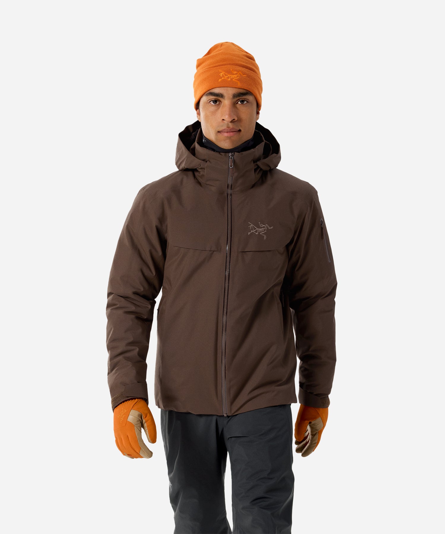 Arc_teryxMacaiJacketCarob-ModelFront