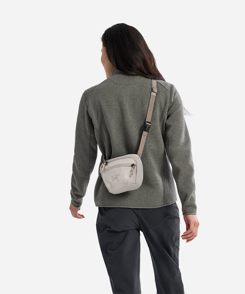 Arc_teryxMantis1WaistpackRune-ModelBack