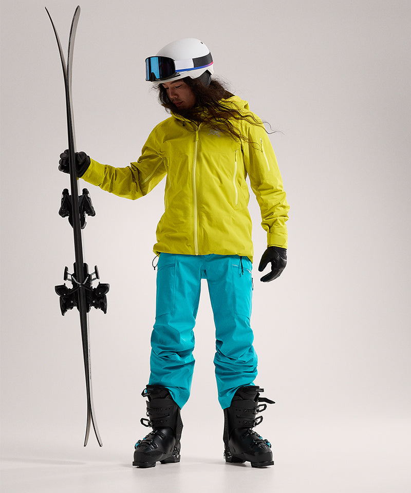 Arc_teryxSabreInsulatedLampyre-FullBody