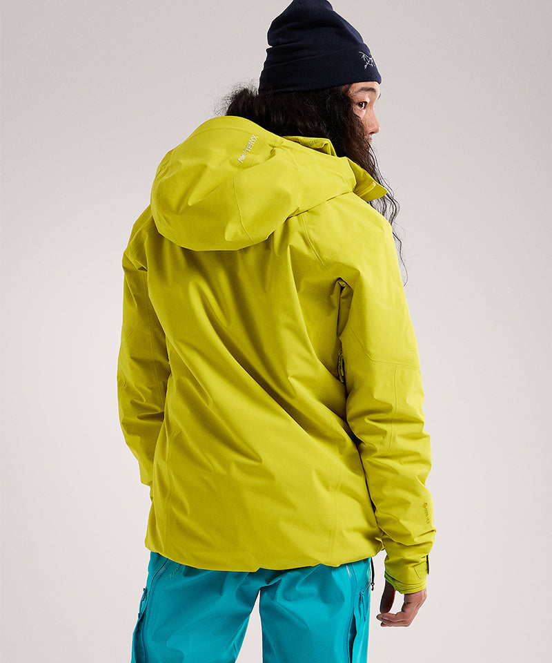 Arc_teryxSabreInsulatedLampyre-ModelBack