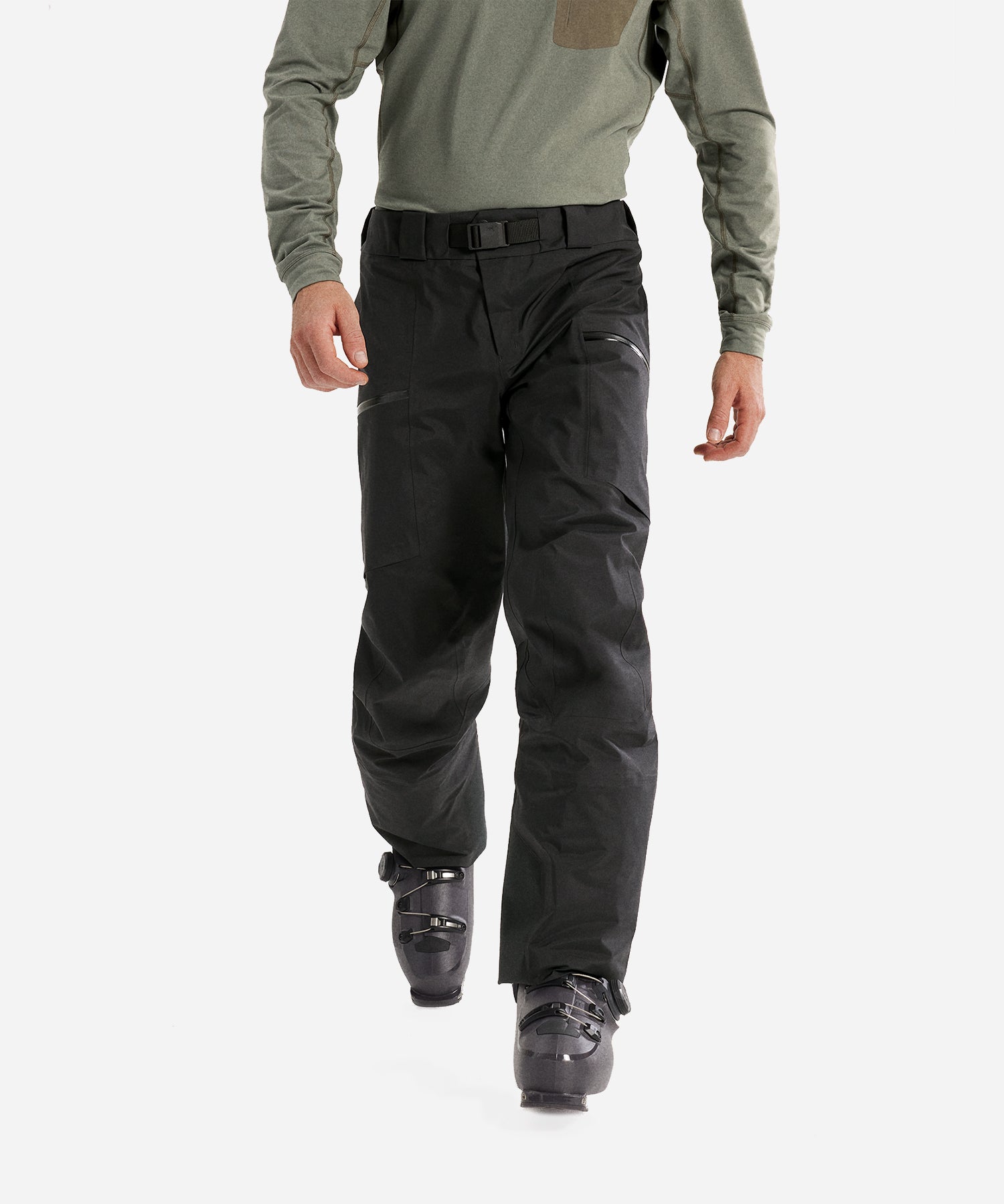 Arc_teryxSabrePantBlack-ModelFront