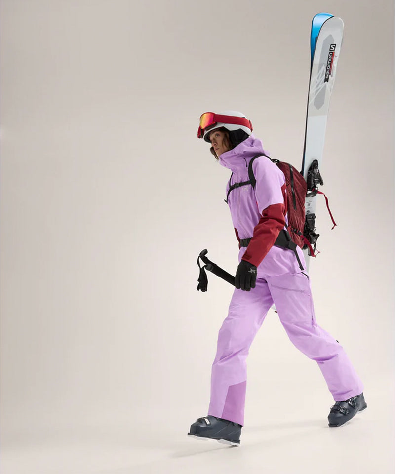 Arc_teryxSentinelJacketLiberate-ModelAction