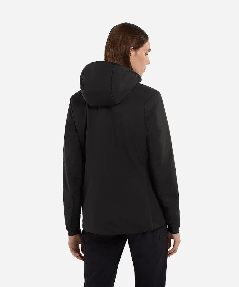 Arc_teryxWomen_sAtomHoodyBlack-Modelback