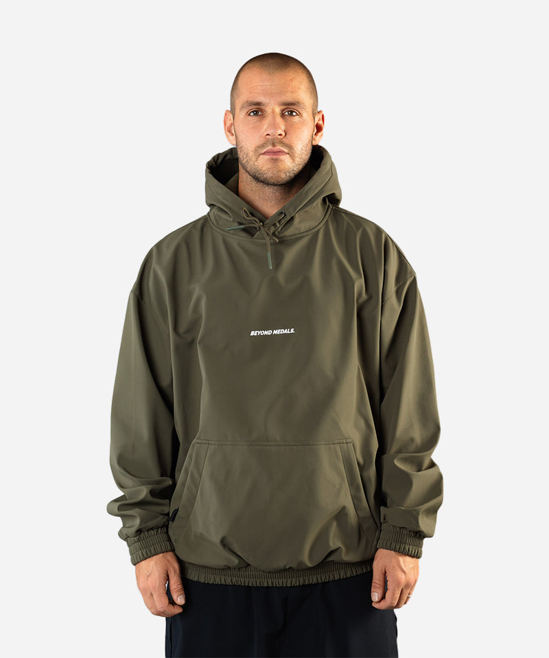 BeyondMedalsSoftshellHoodieGreen-ModelFrontMan