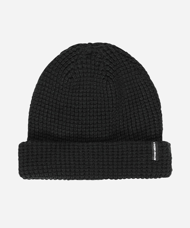 BeyondMedalsWaffleBeanieBlack-Front