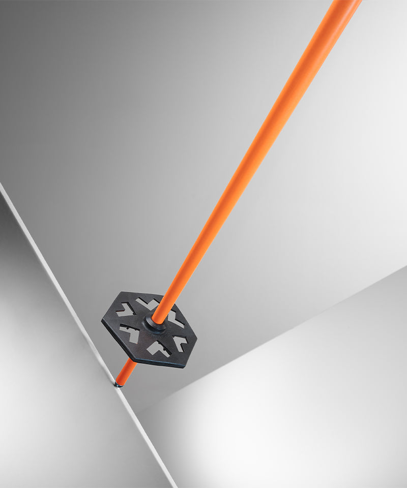 BlackCrowsMetaPoleOrange_White-Basket