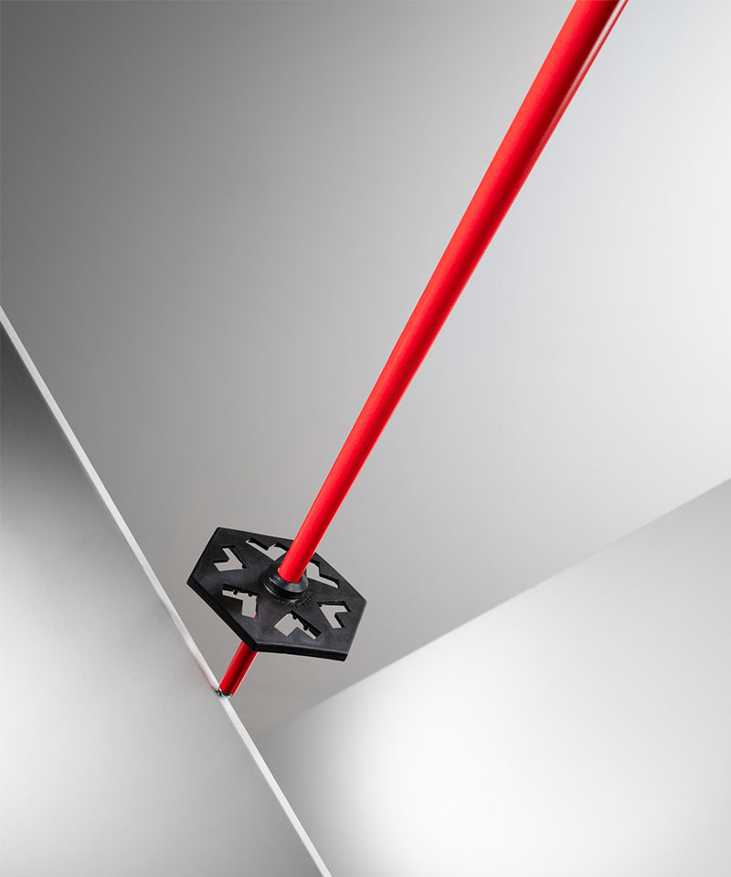 BlackCrowsMetaPoleRed-UpCloseOne