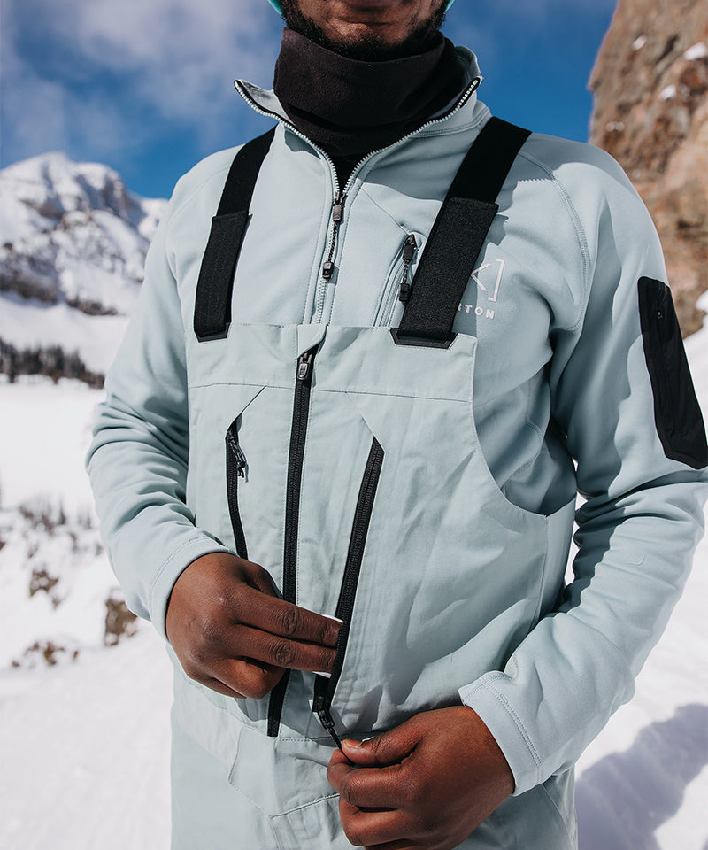 BurtonAKCyclicGORE-TEX2025BibPetrolGreen-Chestdetail