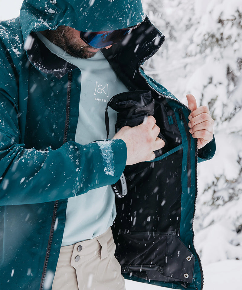 BurtonAKCyclicGORE-TEX2025JacketDeepEmerald-Liningdetail