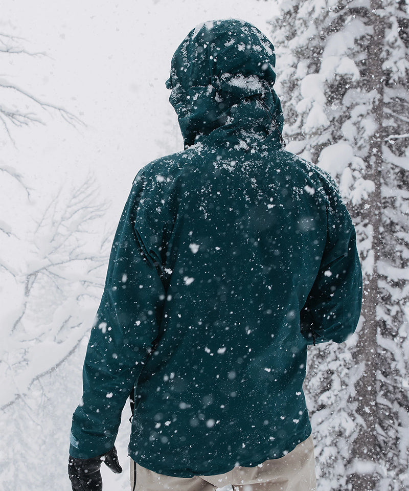 BurtonAKCyclicGORE-TEX2025JacketDeepEmerald-Modelback