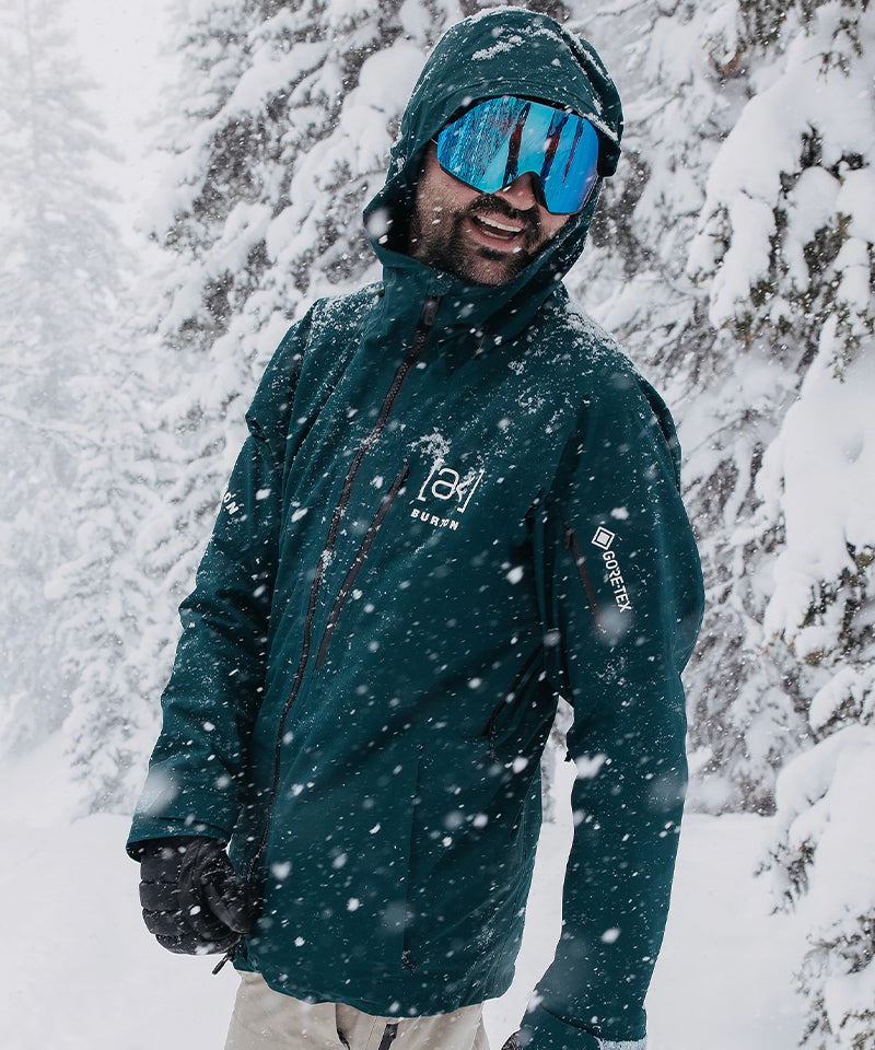 BurtonAKCyclicGORE-TEX2025JacketDeepEmerald-Modelfront