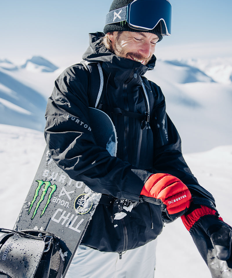 BurtonAKCyclicGORE-TEX2025JacketTrueBlack-Modelfront