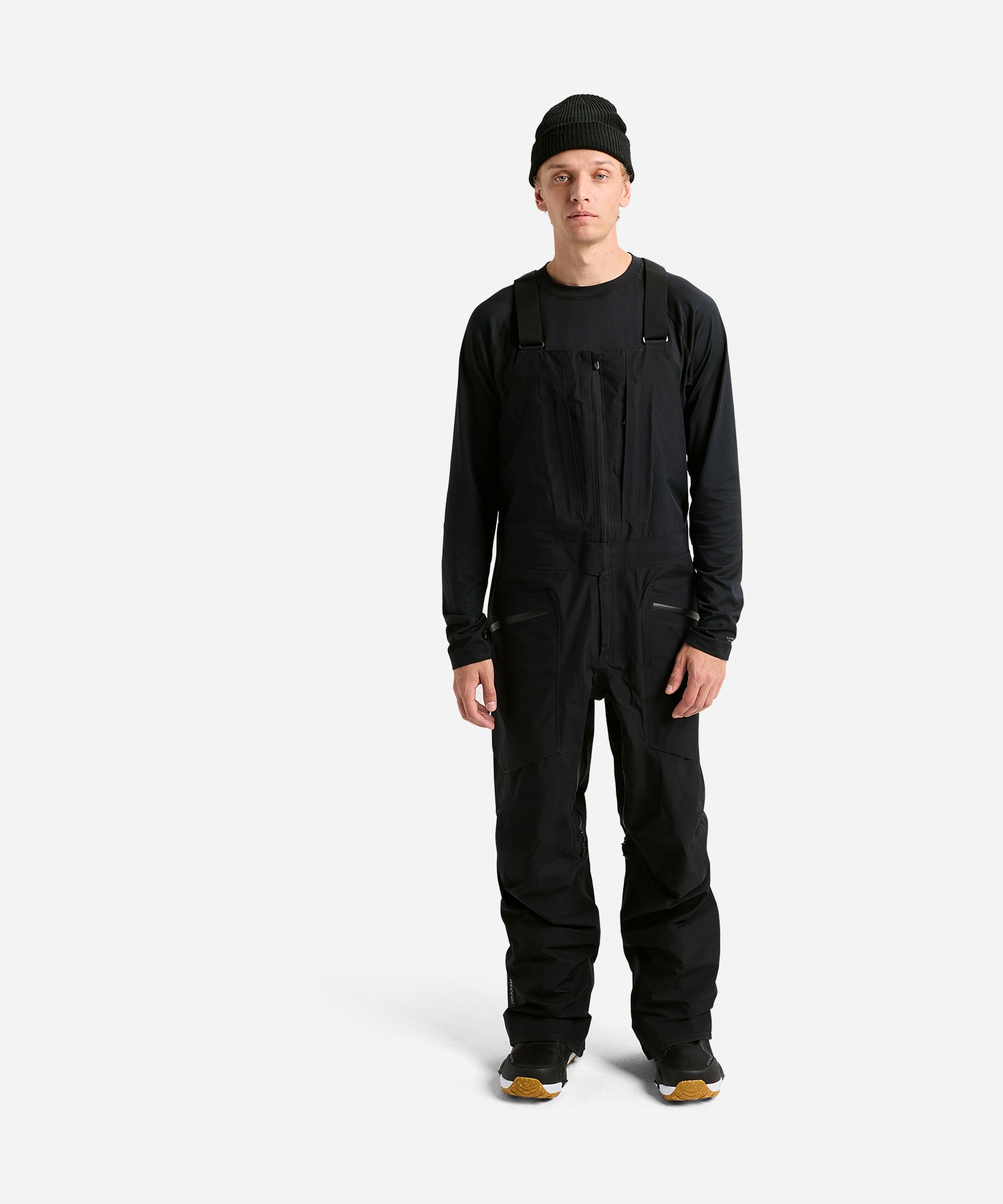 BurtonAKGORE-TEXFreebird3LBibTrueBlack-ModelFullBody2