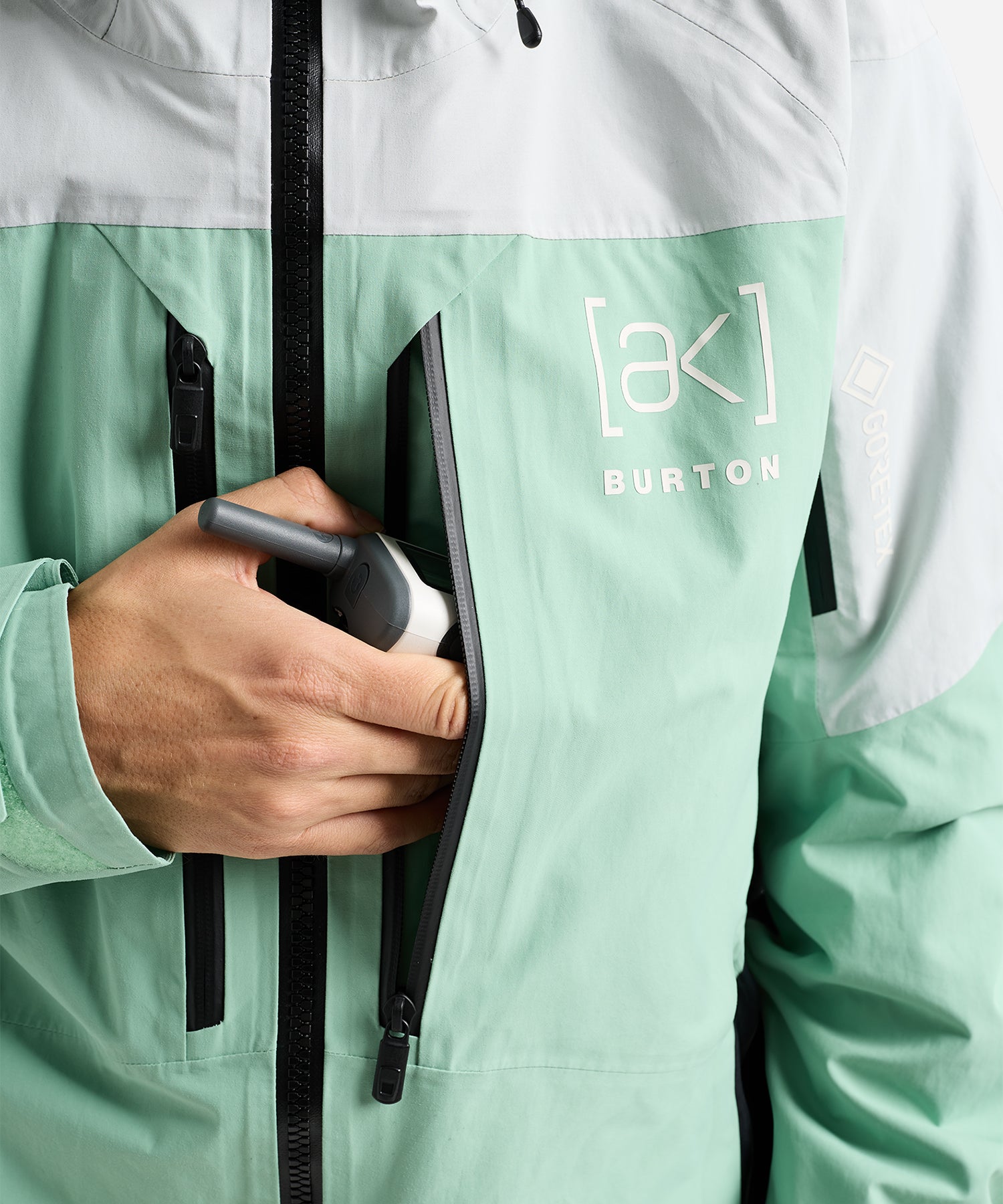 BurtonAKGORE-TEXSwash2LJacket2026GreyCloud_SoftSage-ChestPocket