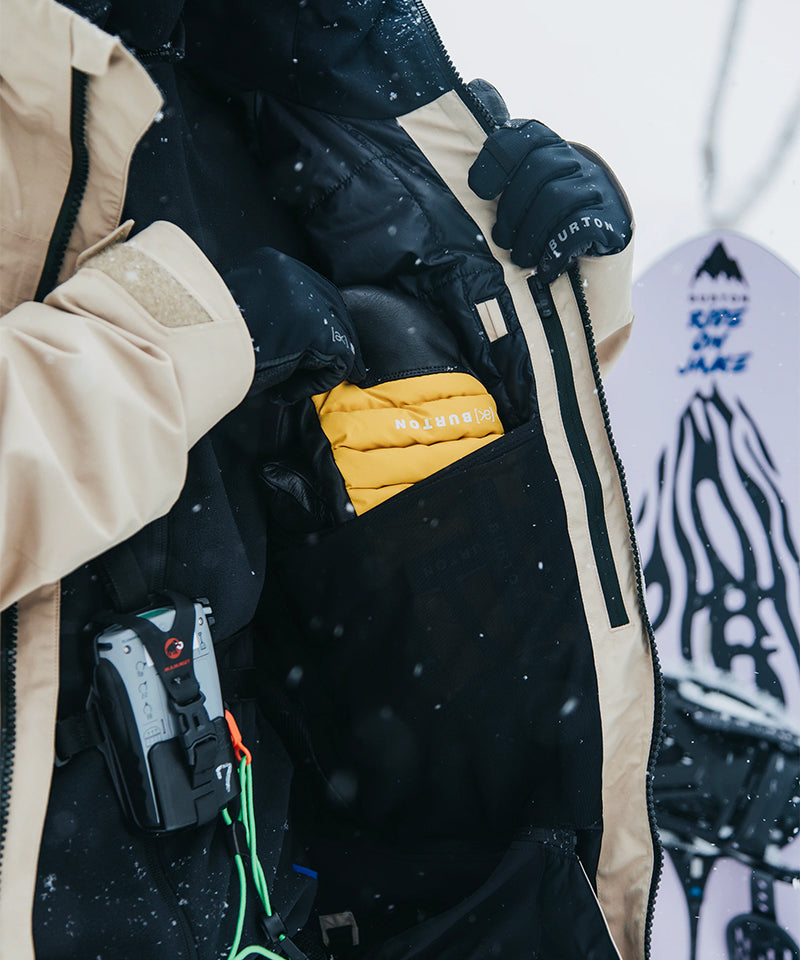 BurtonAKSwashGORE-TEX2025JacketSummitTaupe-Liningdetail