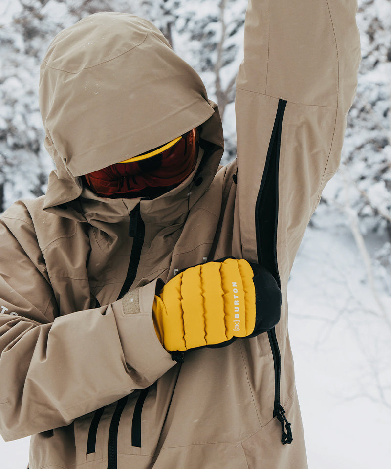 BurtonAKSwashGORE-TEX2025JacketSummitTaupe-Ventdetail