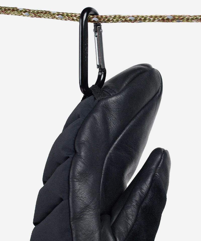 BurtonAKWindstopperOvenMittTrueBlack-CLose