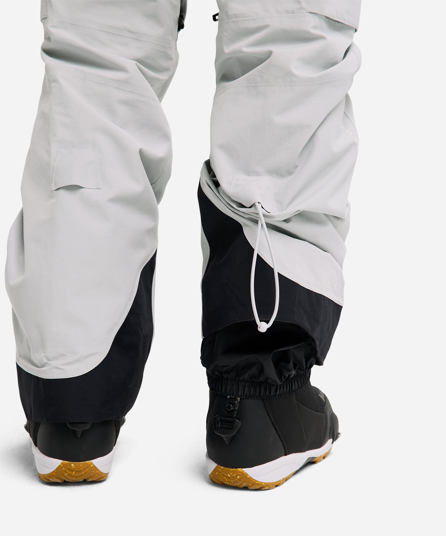 BurtonAkGORE-TEXKimmy2LBibGreyCloud-Cuffs