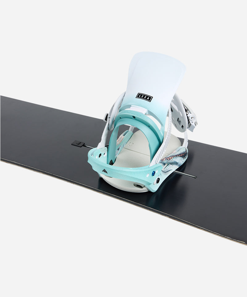 BurtonLexaRe_Flex2024White_Graphic-OnBoard