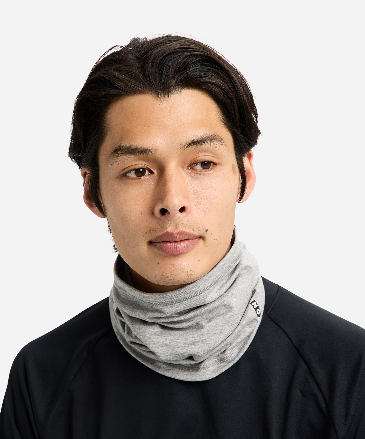 BurtonMidweightNeckWarmerGreyHeather-ModelFront