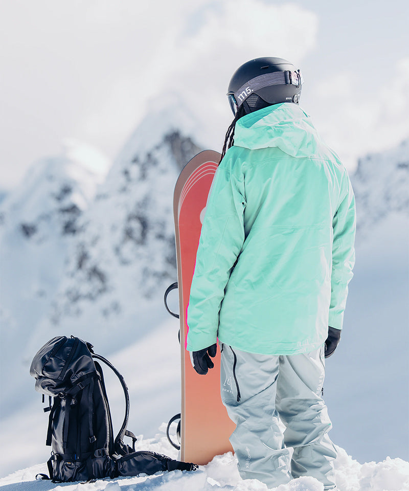 BurtonSwashGORE-TEX2025JacketPowderMint-ModelBack