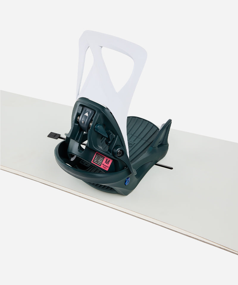 BurtonWomen_sStepOnRe-Flex2025White_Emerald-OnBoard