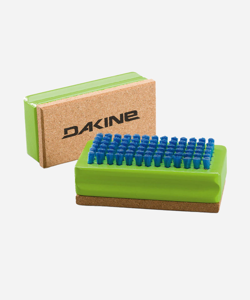 DakineNylon_CorkBrush-Hero