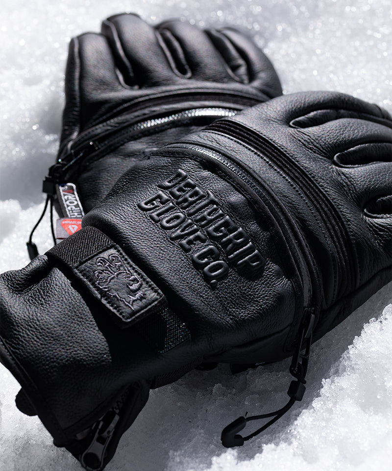 DeathgripGloveCo.ZombieGloveBlack-OnSnow