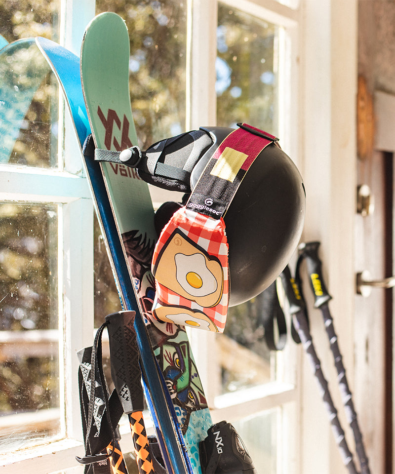 GogglesocLunchbox-EggsonToastonGoggles