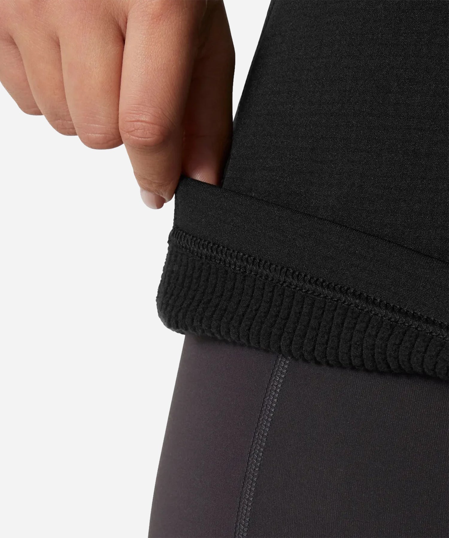 HellyHansenWomen_sVersalite1_2ZipFleeceBlack-Hem