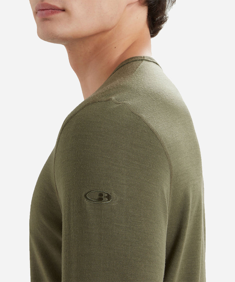 IcebreakerOasis200Men_sLSTopLoden-ShoulderDetail_562bfe1a-1e9d-4203-a406-ffc610b3dd29