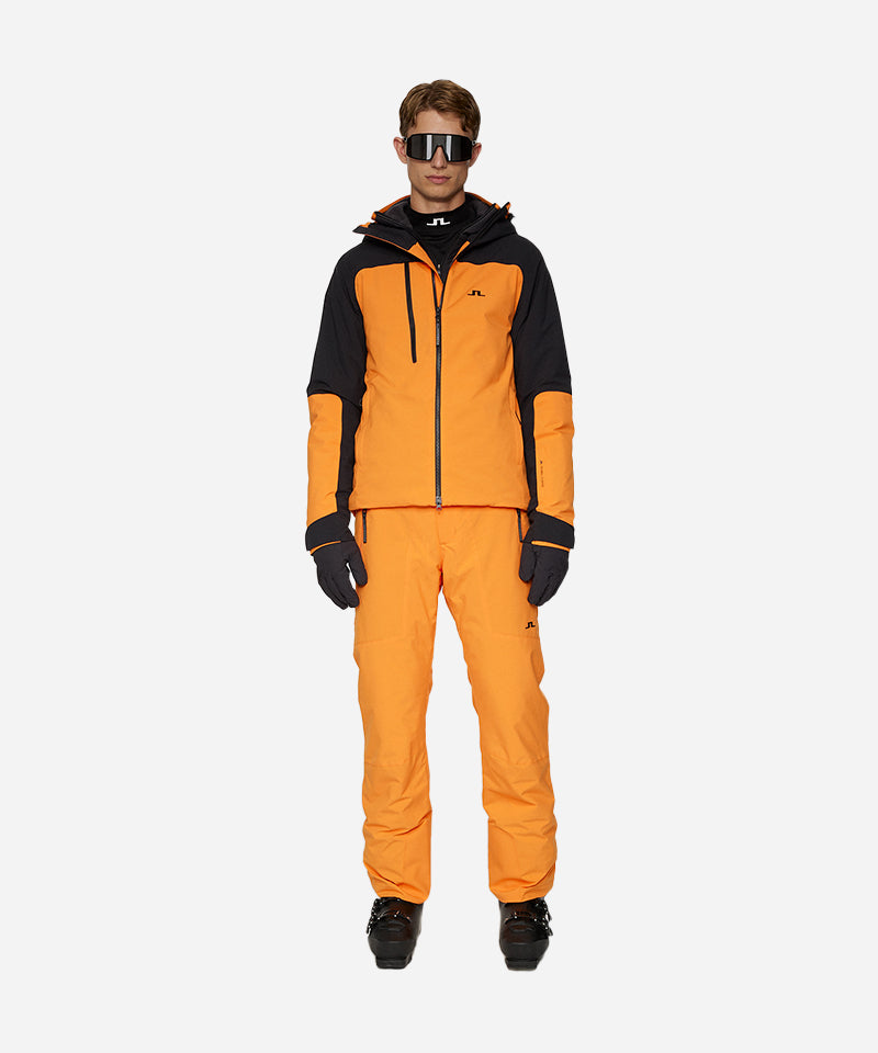 JLindebergGaryJacketPersimmonOrange-ModelFullBody