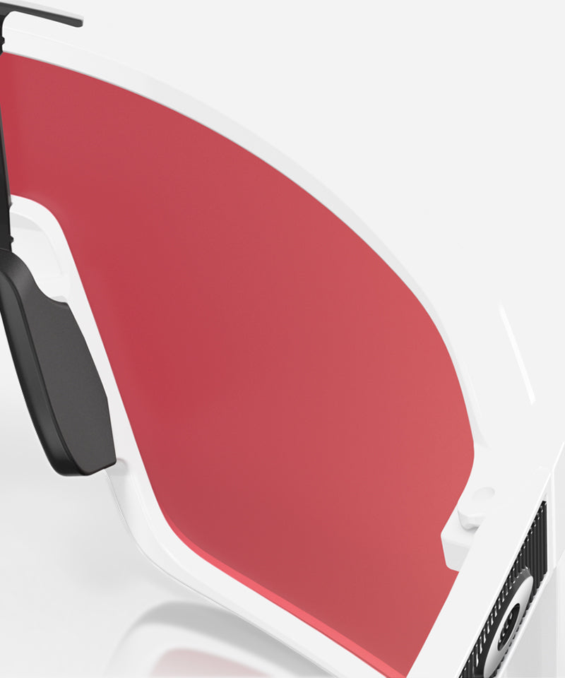 OakleySutroWhitePrizmSapphire-Backdetail