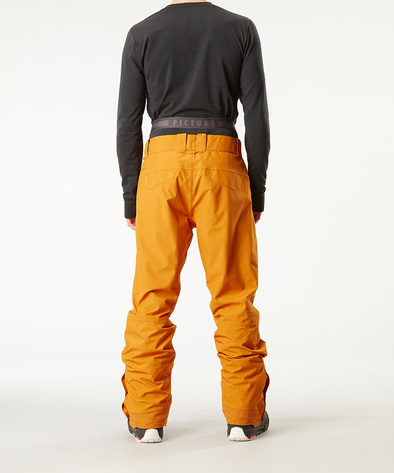 PictureObjectPantCamel-ModelBack