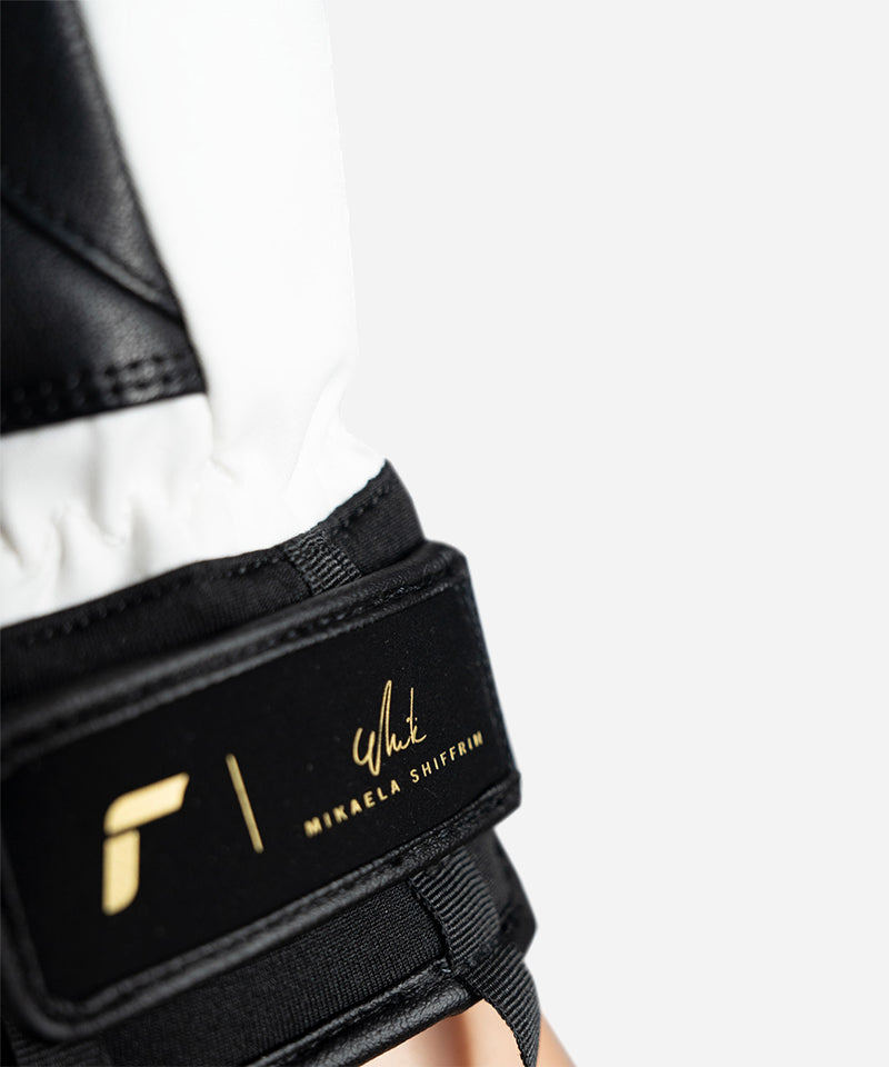 ReuschMikaelaShiffrinR-TEXGlove-Cuff