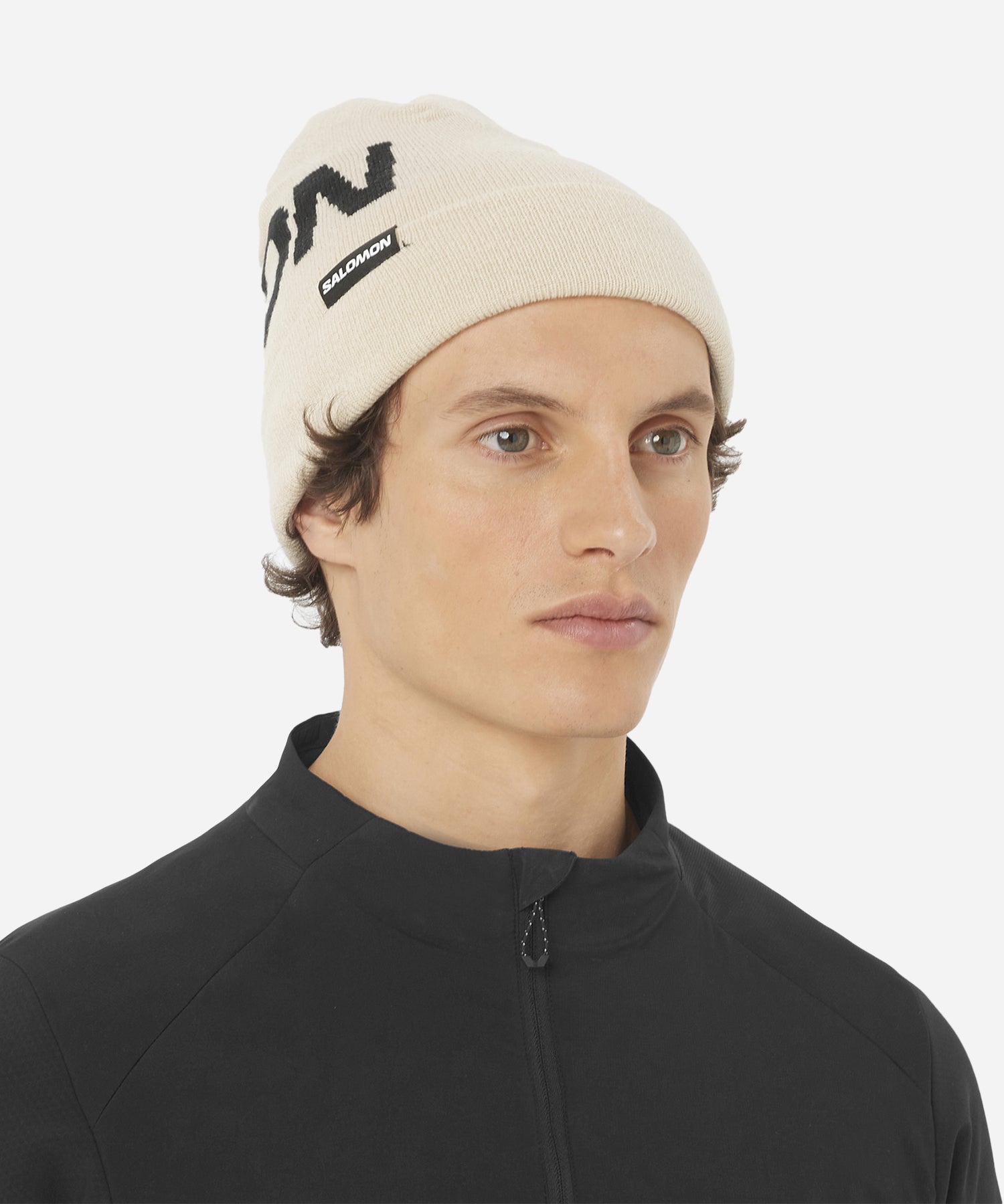 SalomonHermitageBeanieWhisperWhite-Model