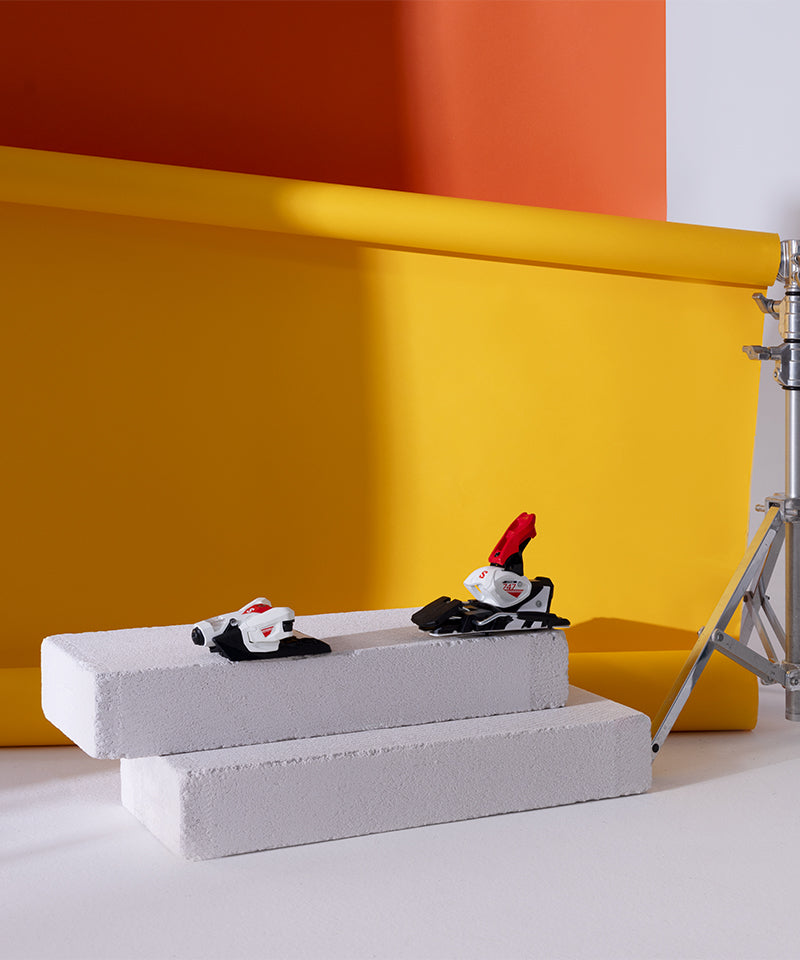 SalomonStrive16MNFieryRed-OnBlock2