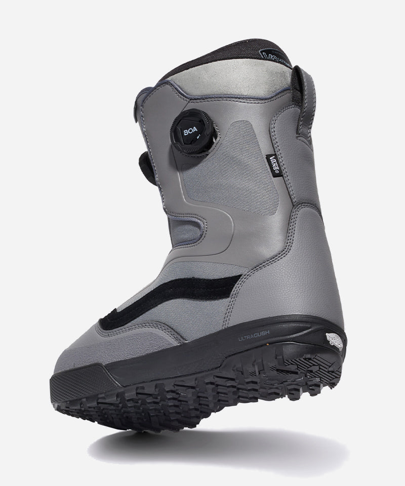 VansAuraPro2025Black_Pewter-Angle