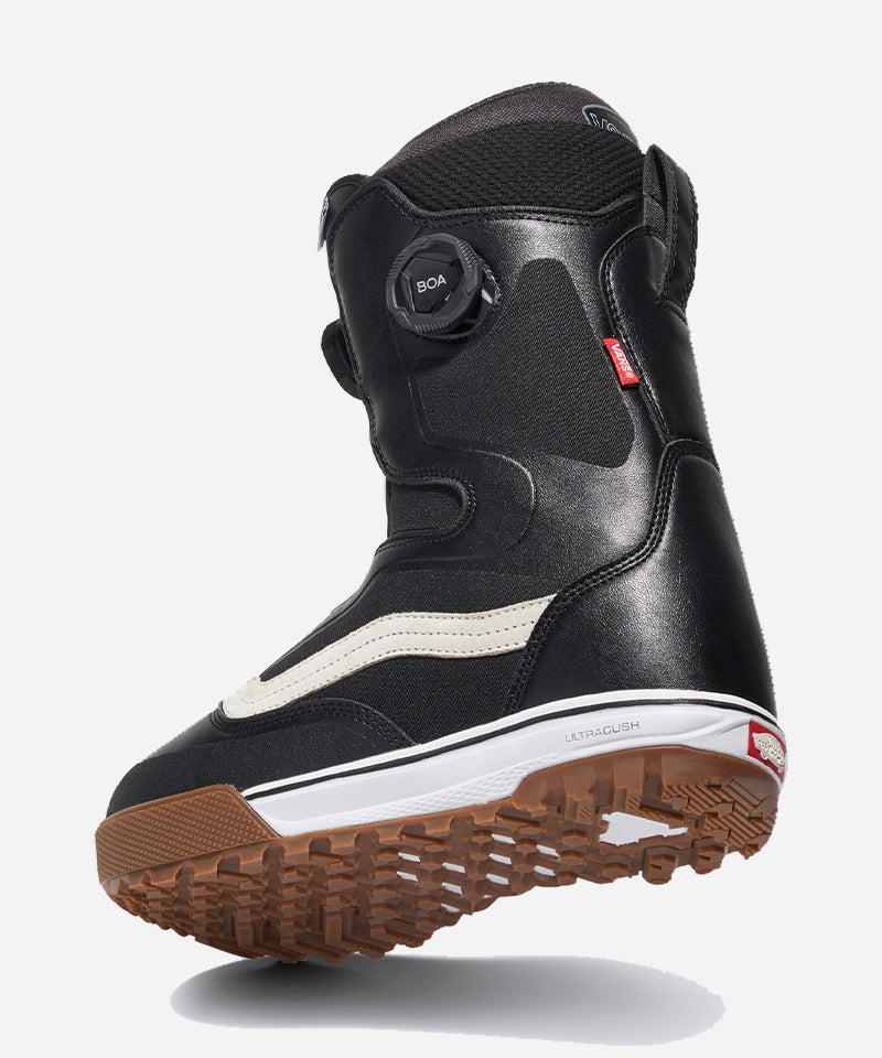 VansAuraPro2025Black_White-Angle