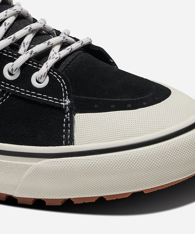 VansMTESk8-HIWaterproofBlack_White-Toe