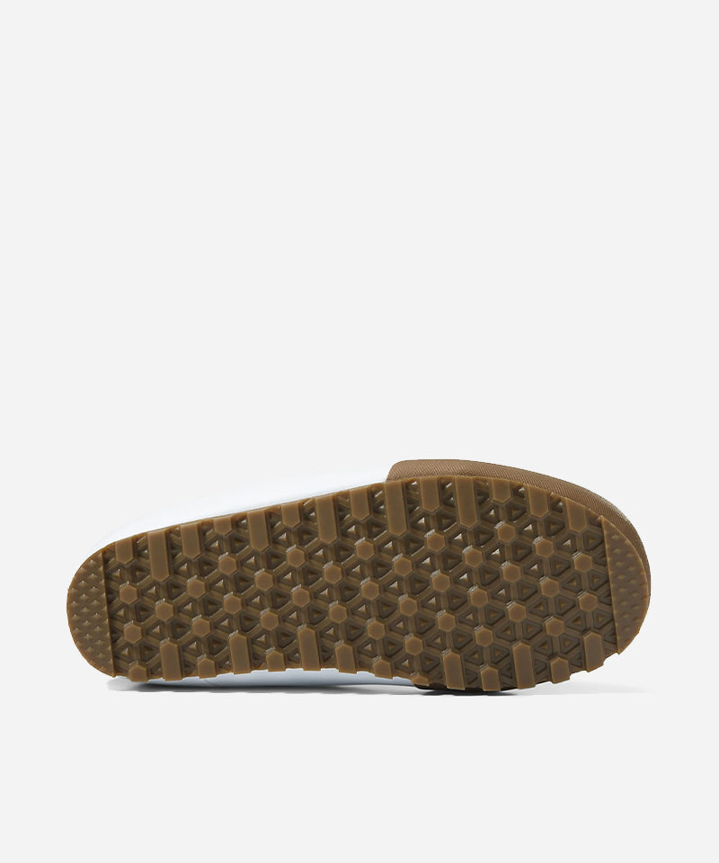 VansMTESnowLodgeSlipperMidQuiltedBlack-Sole