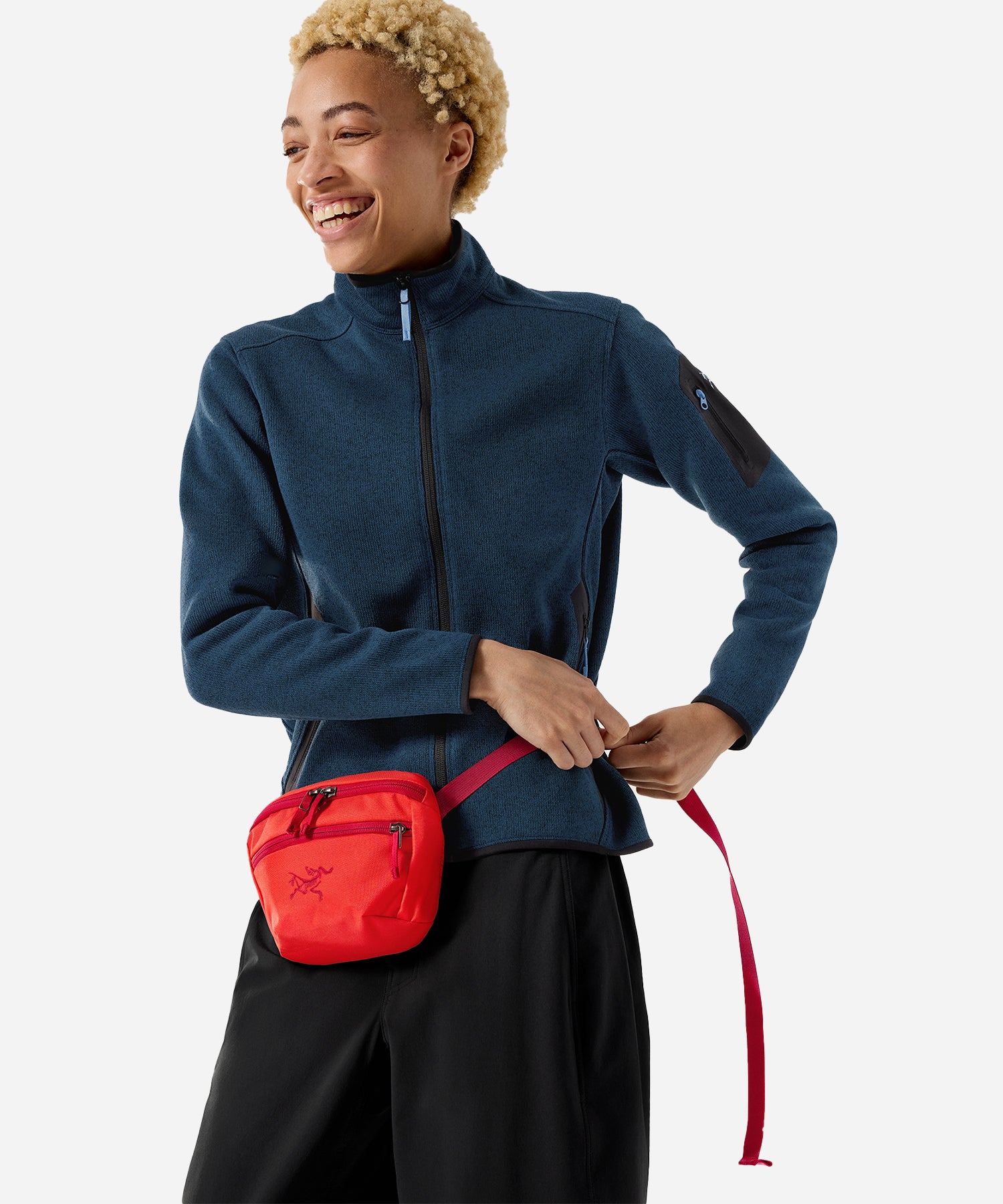 Arc_teryxMantis1WaistPackDynasty_Carmine-ModelFront