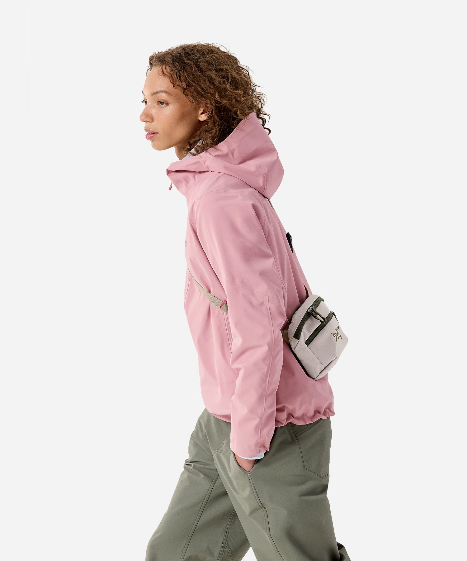 Arc_teryxMantis1WaistPackRune_Tatsu-ModelSide