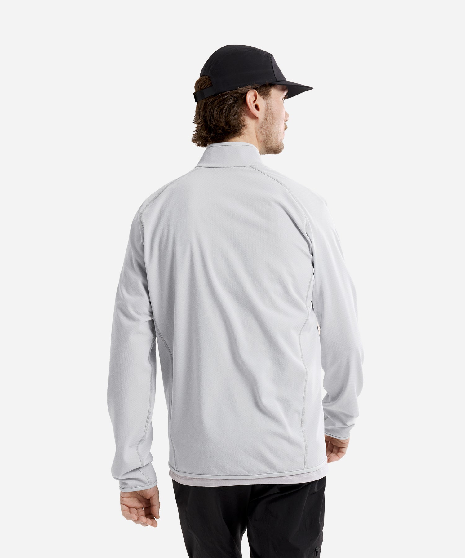 Arc_teryxMen_sDeltaJacketSolitude_Void-ModelBack