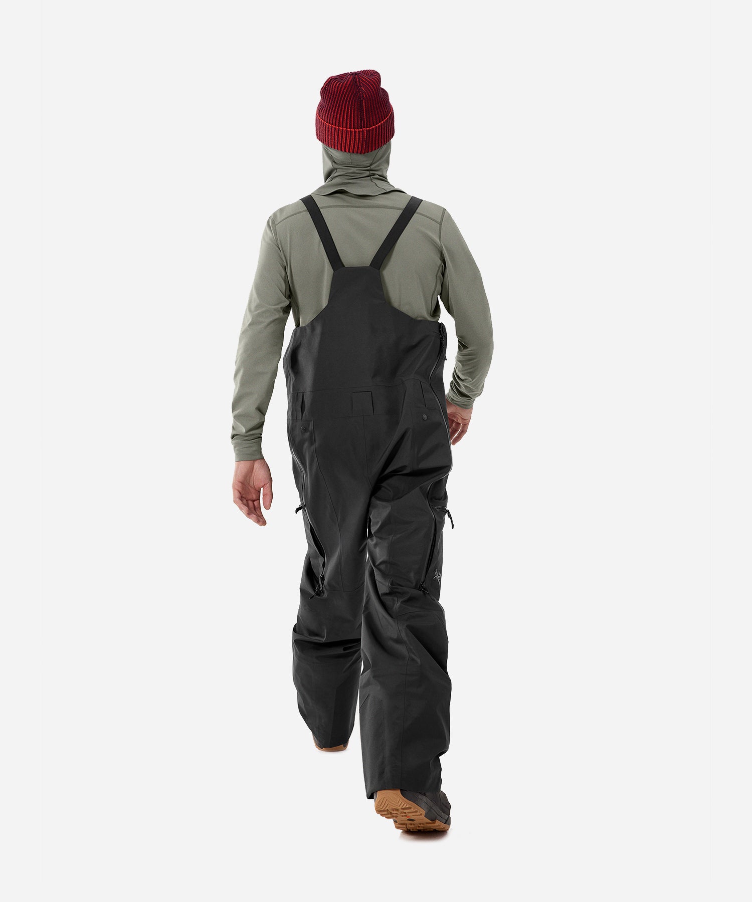 Arc_teryxSabreBibBlack-ModelBack