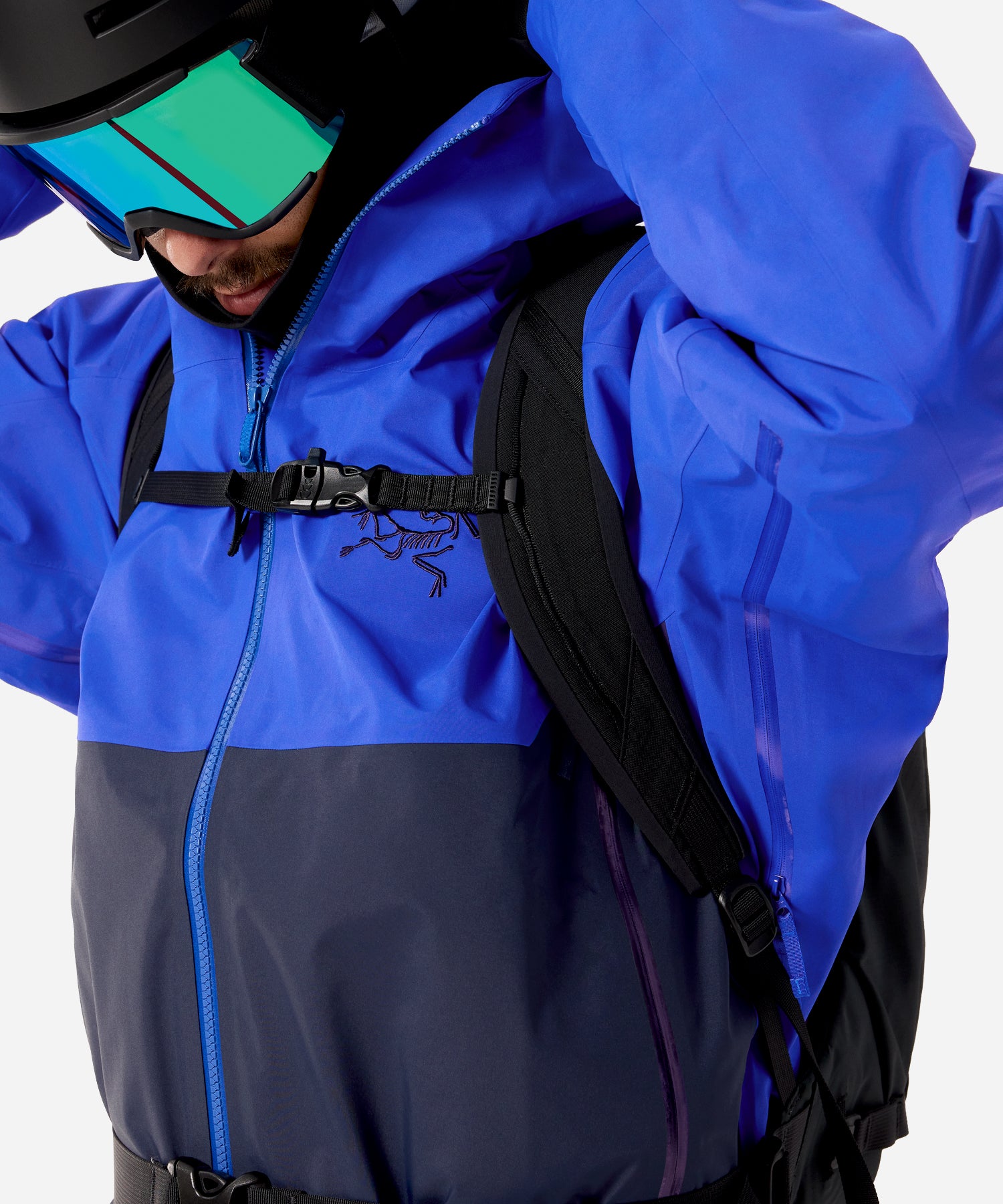 Arc_teryxSabreJacketVitality_BlackSapphire-Vent