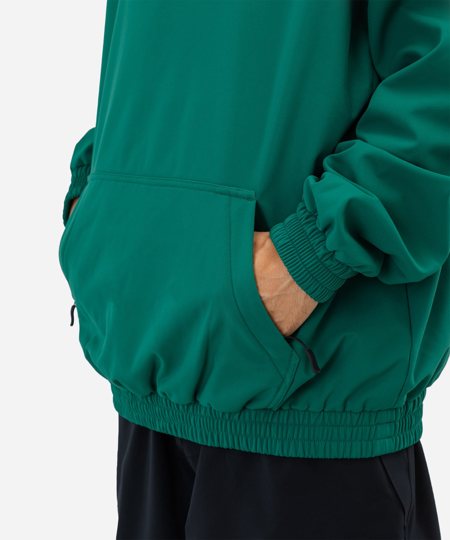 BeyondMedalsSoftshellHoodieGreen-Pocket_4897d861-3e11-4e49-b4bb-600fa9a4c104